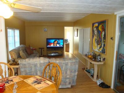 Mobile Home  a louer 12X60 Country Knoll 2/2 Pompano beach $1,760 Par mois