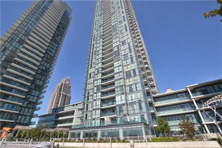 1 Bedroom Condo Apartment for Sale in City Centre, Mississauga