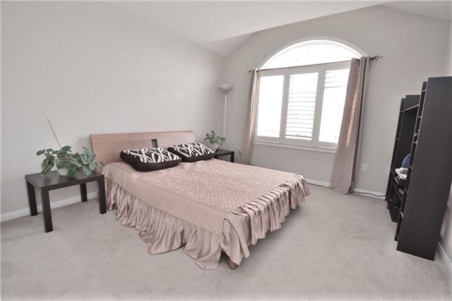 4 Bedroom Detach Home for Sale in Harrison, Milton