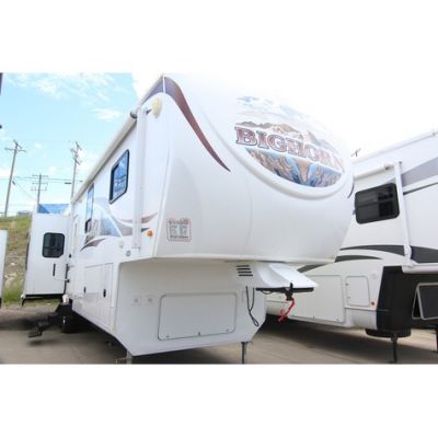 2010 Bighorn 3670RL,Fifth Wheel - $44,995.00