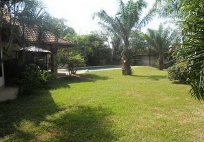 Pattaya 3 Homes plus Pool on 2560 sqm Land