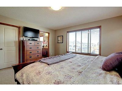 Evergreen House for Sale: 8 Everoak CL SW Calgary