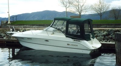 1997 Larson Hampton 25Ft Power Boat